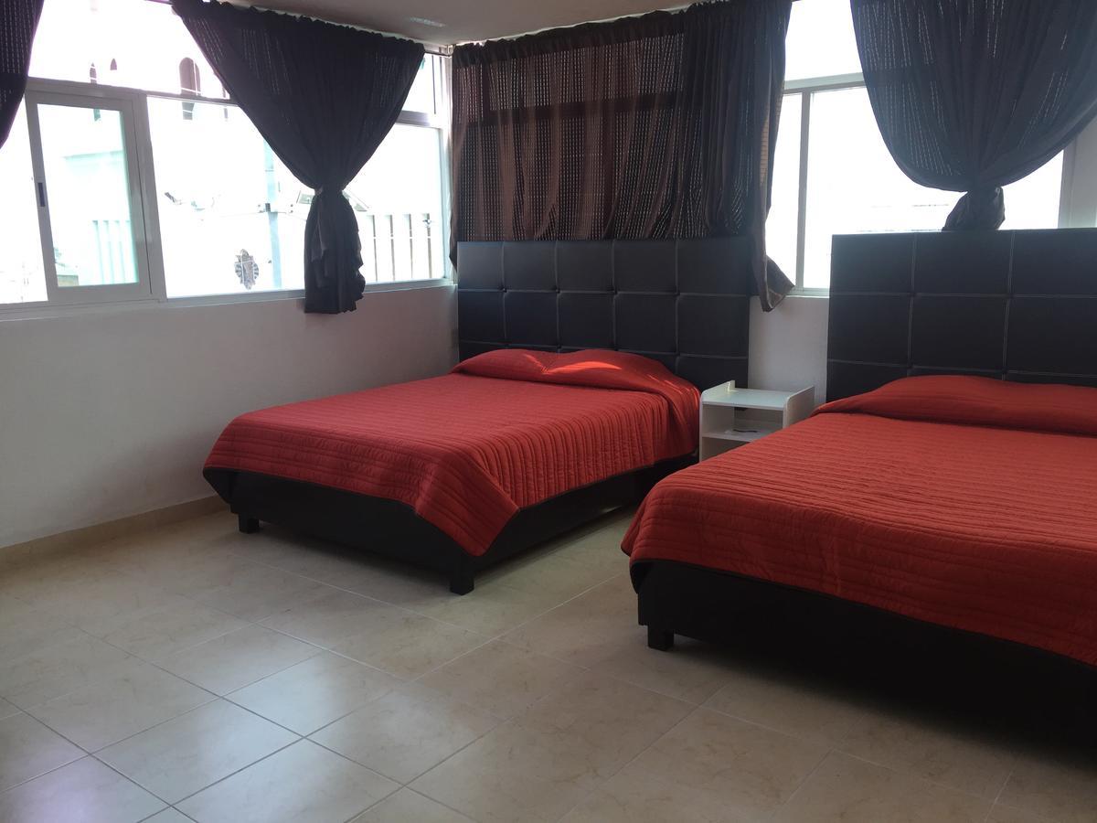 Hotel El Arco Ситакуаро Экстерьер фото