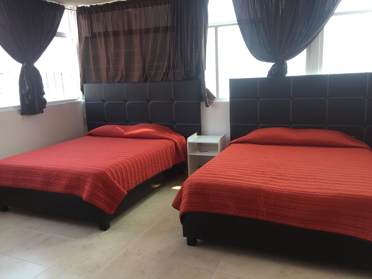 Hotel El Arco Ситакуаро Экстерьер фото