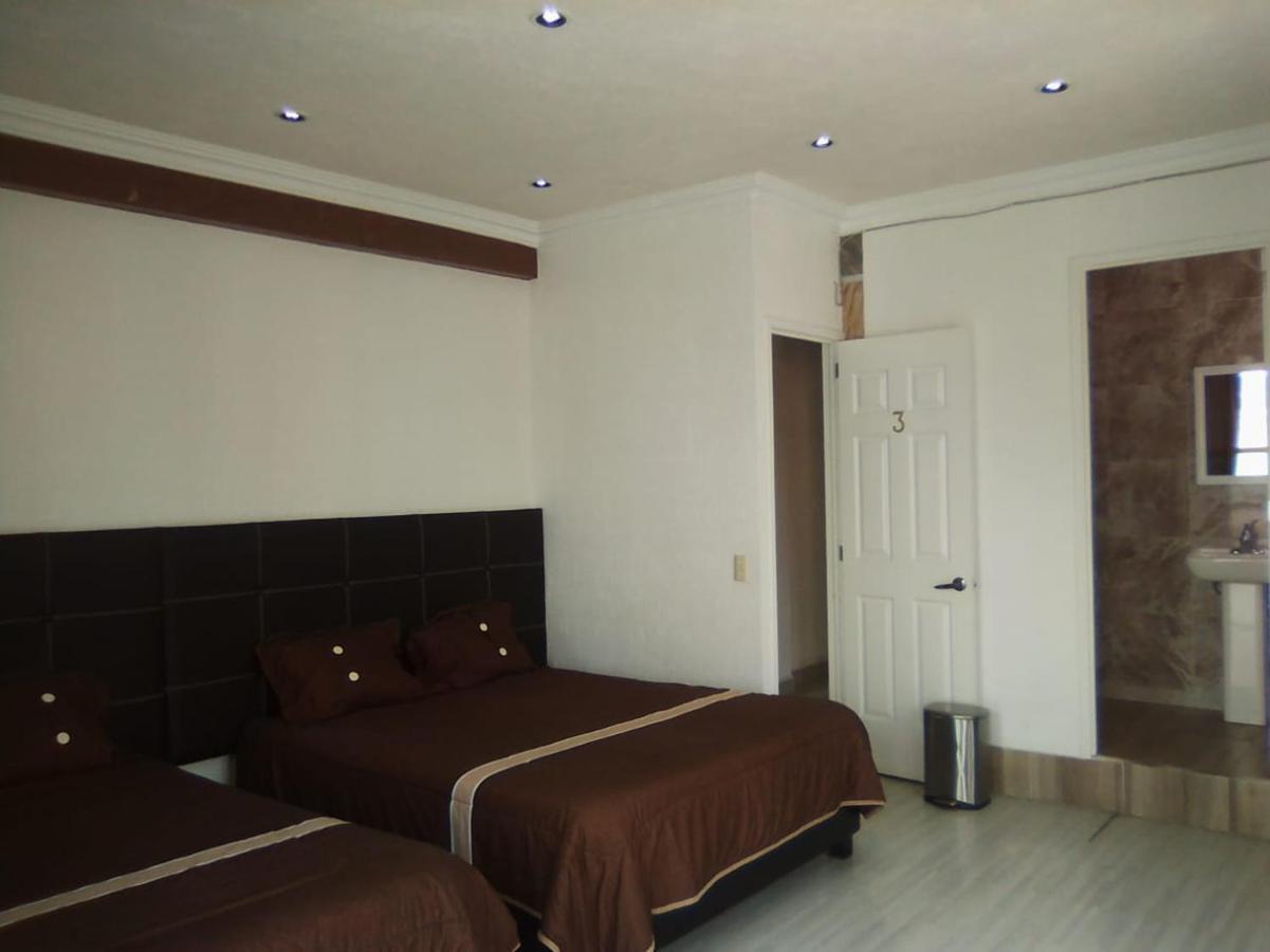 Hotel El Arco Ситакуаро Экстерьер фото