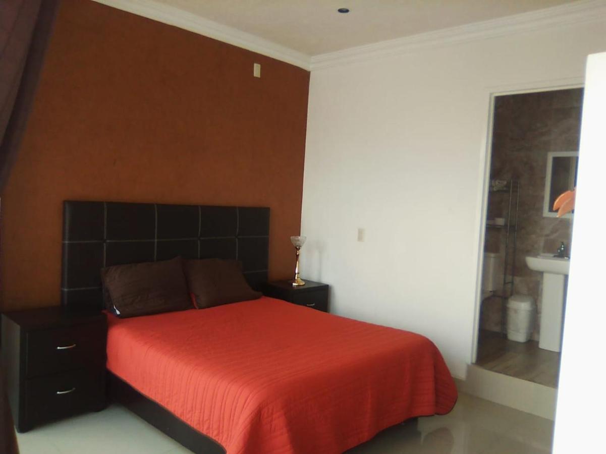 Hotel El Arco Ситакуаро Экстерьер фото