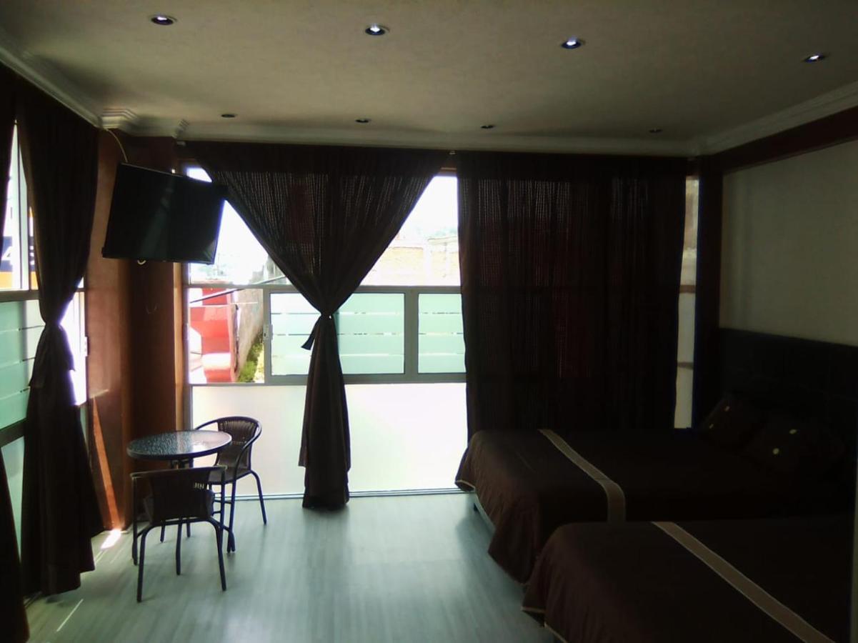 Hotel El Arco Ситакуаро Экстерьер фото