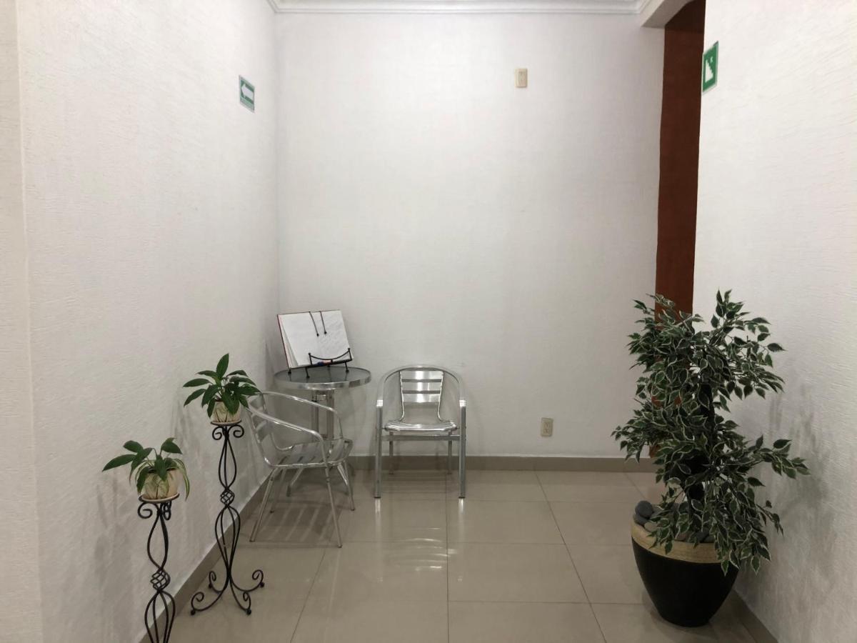 Hotel El Arco Ситакуаро Экстерьер фото